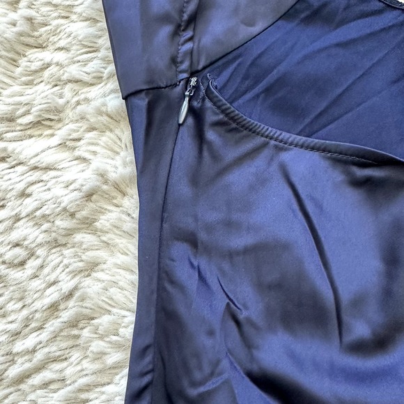 *NWT* Fashion Nova Blue Satin Dress Set Size Medium - Picture 10 of 10